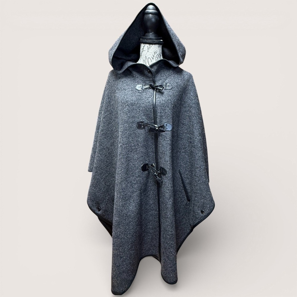 Cole Haan Wool Alpaca Cape Hooded Poncho Leather Toggles‎ Equestrian Goblincore
